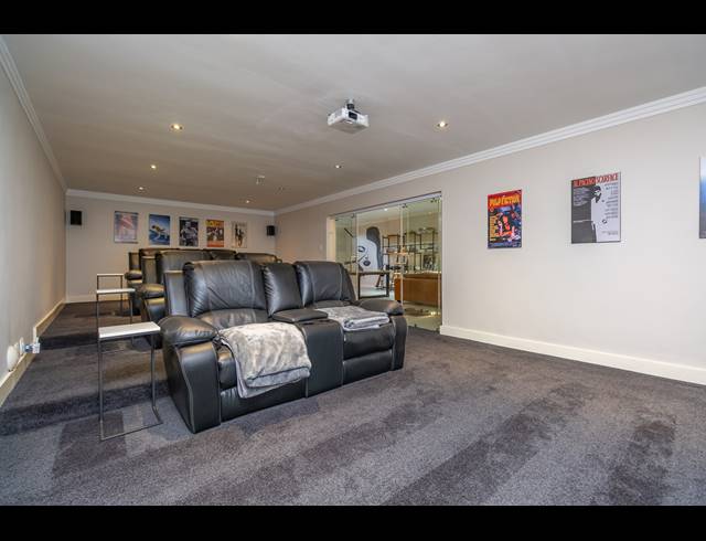 4 BEDROOM HOUSE FOR SALE IN BRYANSTON